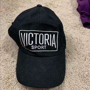 Victoria sport hat
